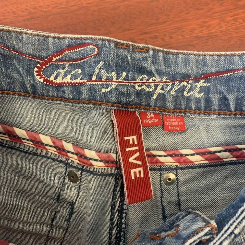 Edc By ESPRIT Damen Skinny Jeans – Distressed Look, Mit Offenen Fransensäumen, Lässiger Denim